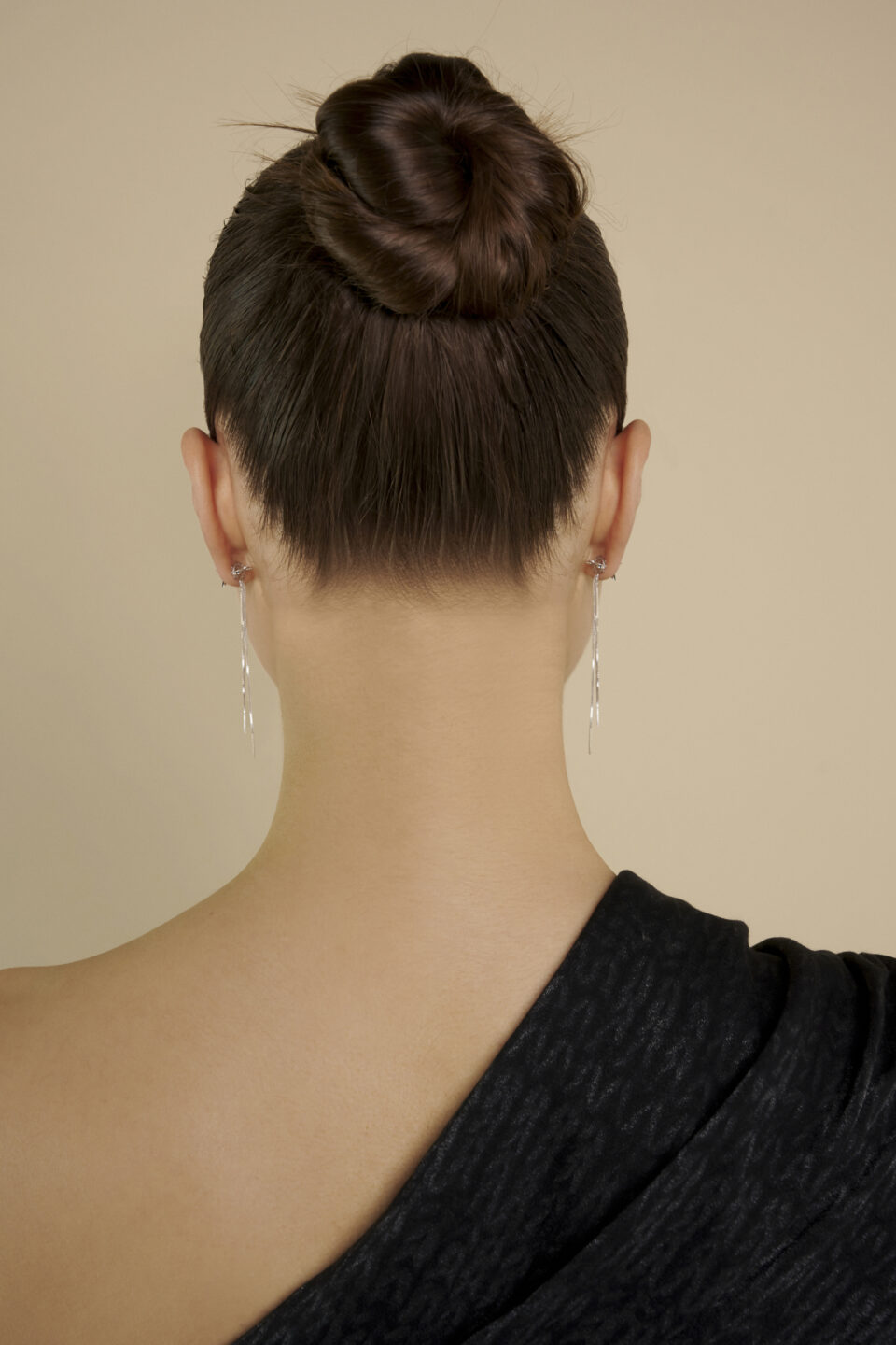 Design artigianale orecchino stella cadente oro bianco